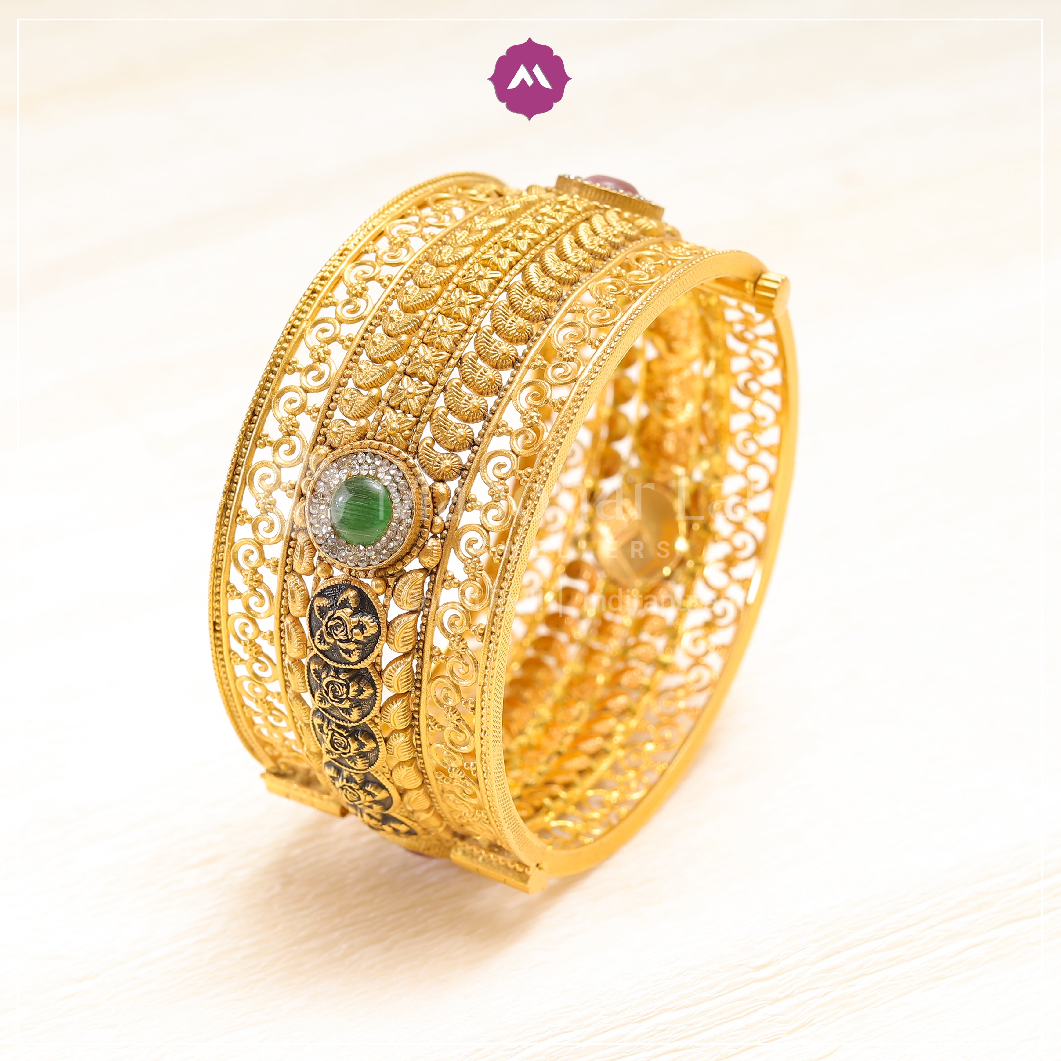 Gold Bangle MLJ-319