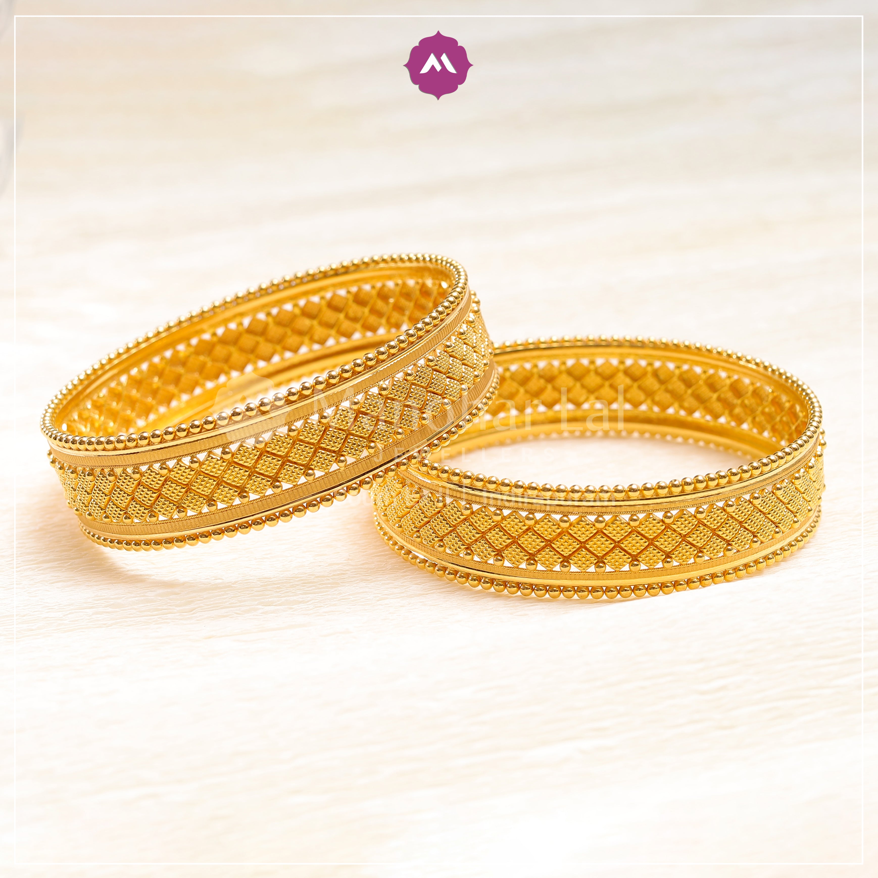 Gold Bangle MLJ-309