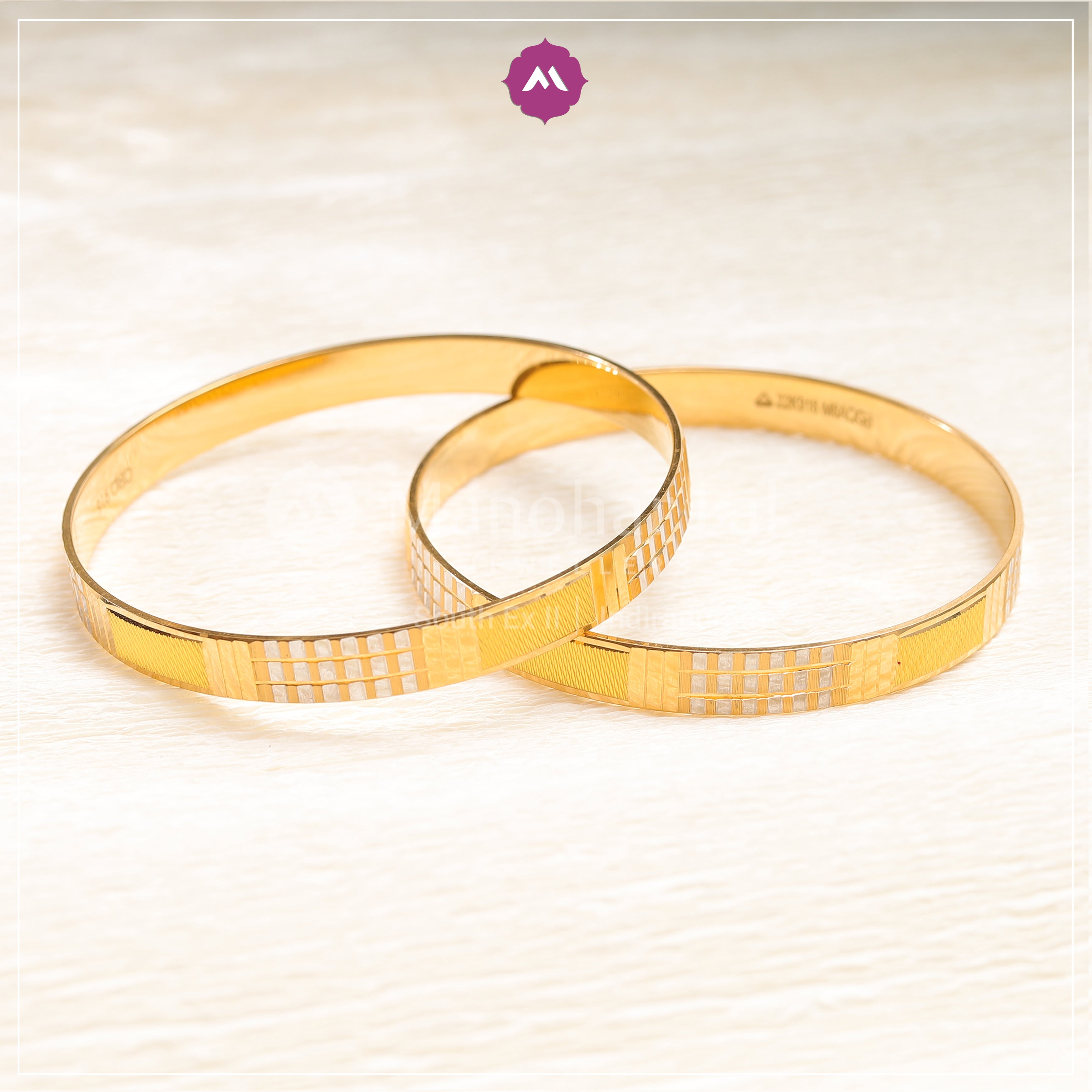 Gold Bangle MLJ-290