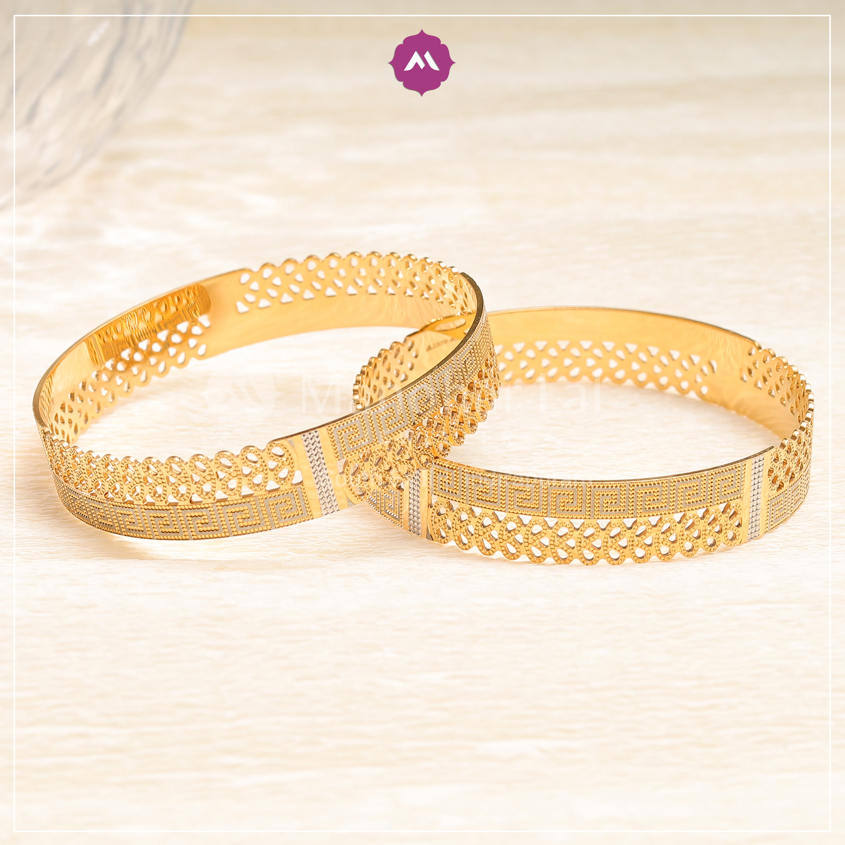 Gold Bangle MLJ-289