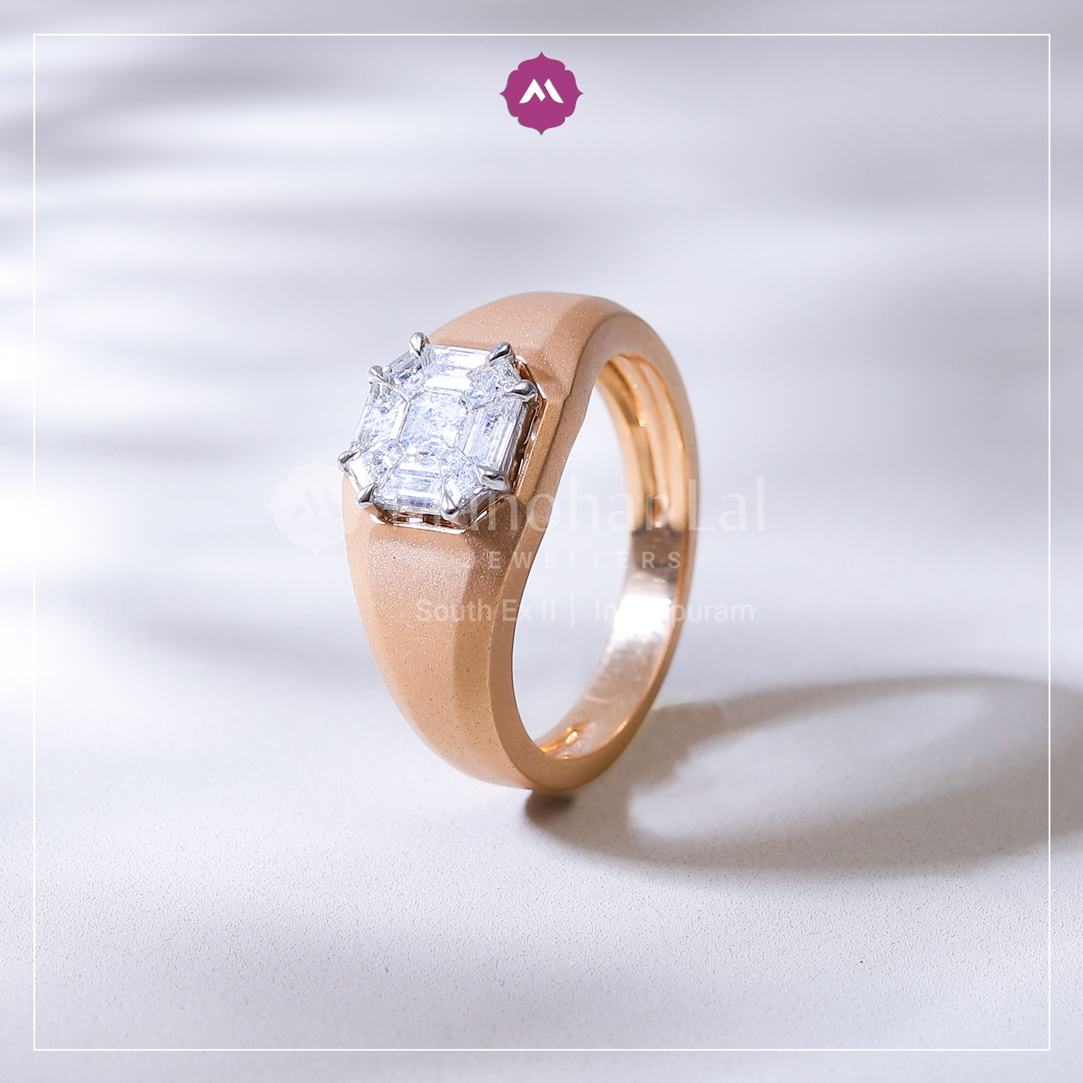 Emerald Majesty Ring MLJ-72