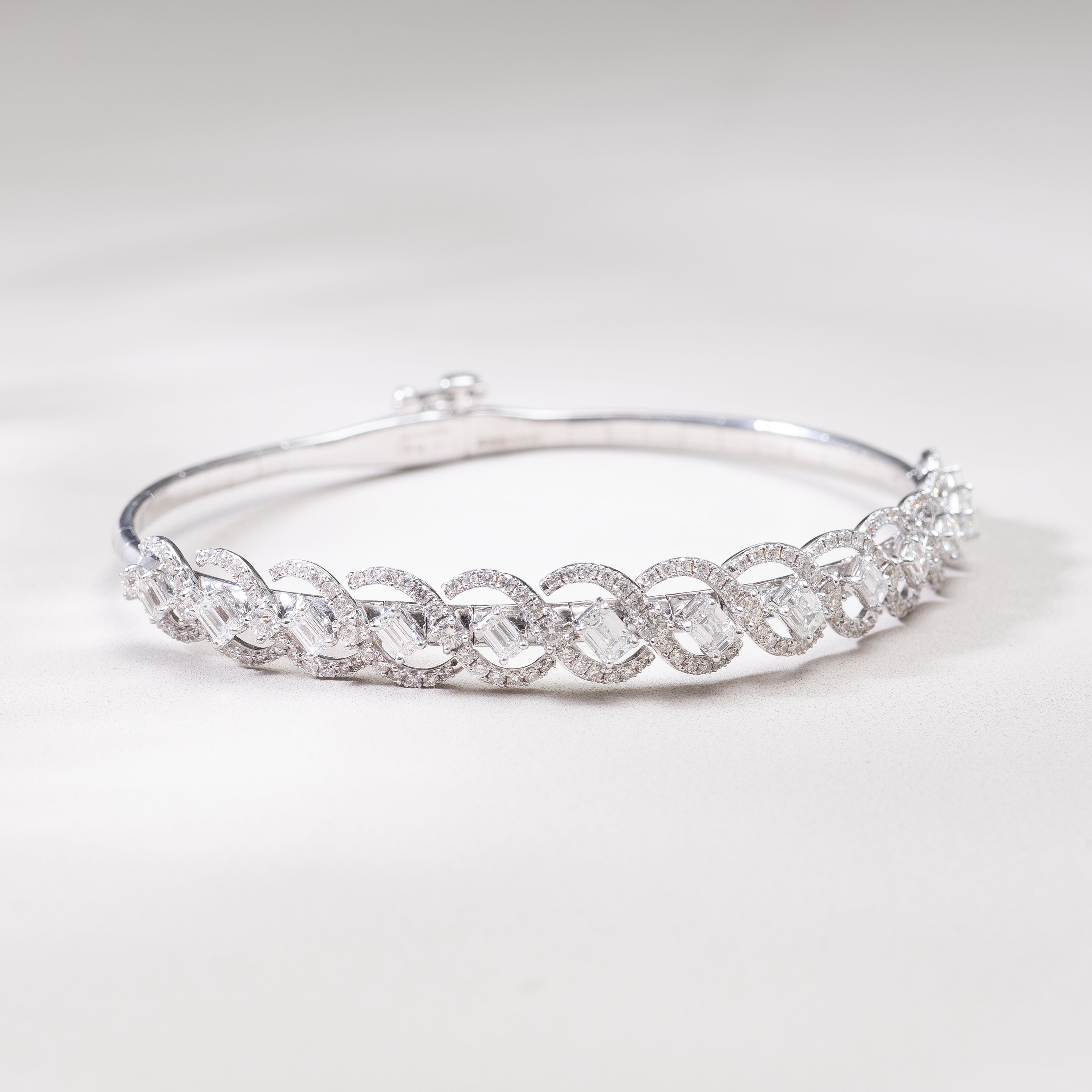 Diamond Bracelet MLJ-443