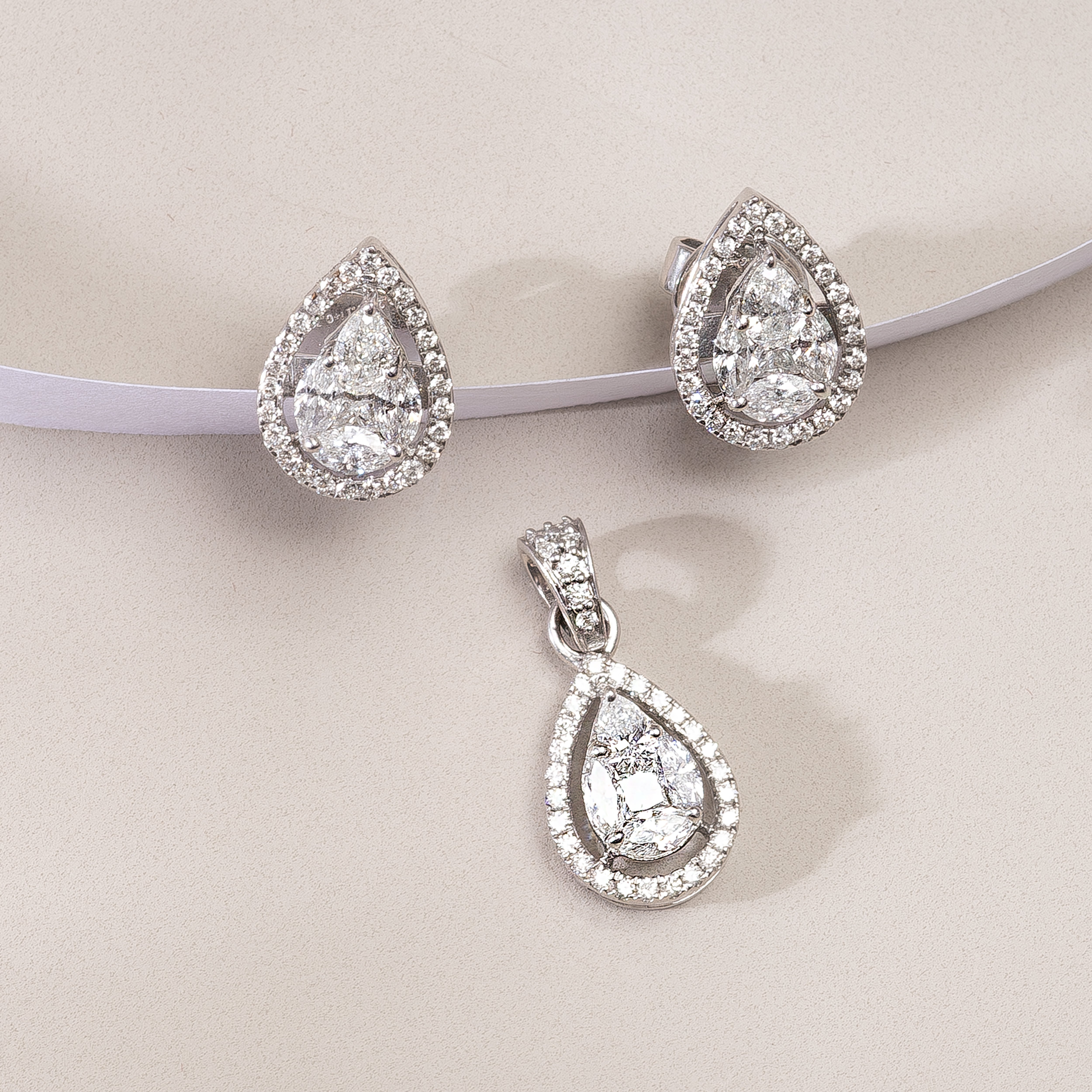 Diamond Pendet Set MLJ-417