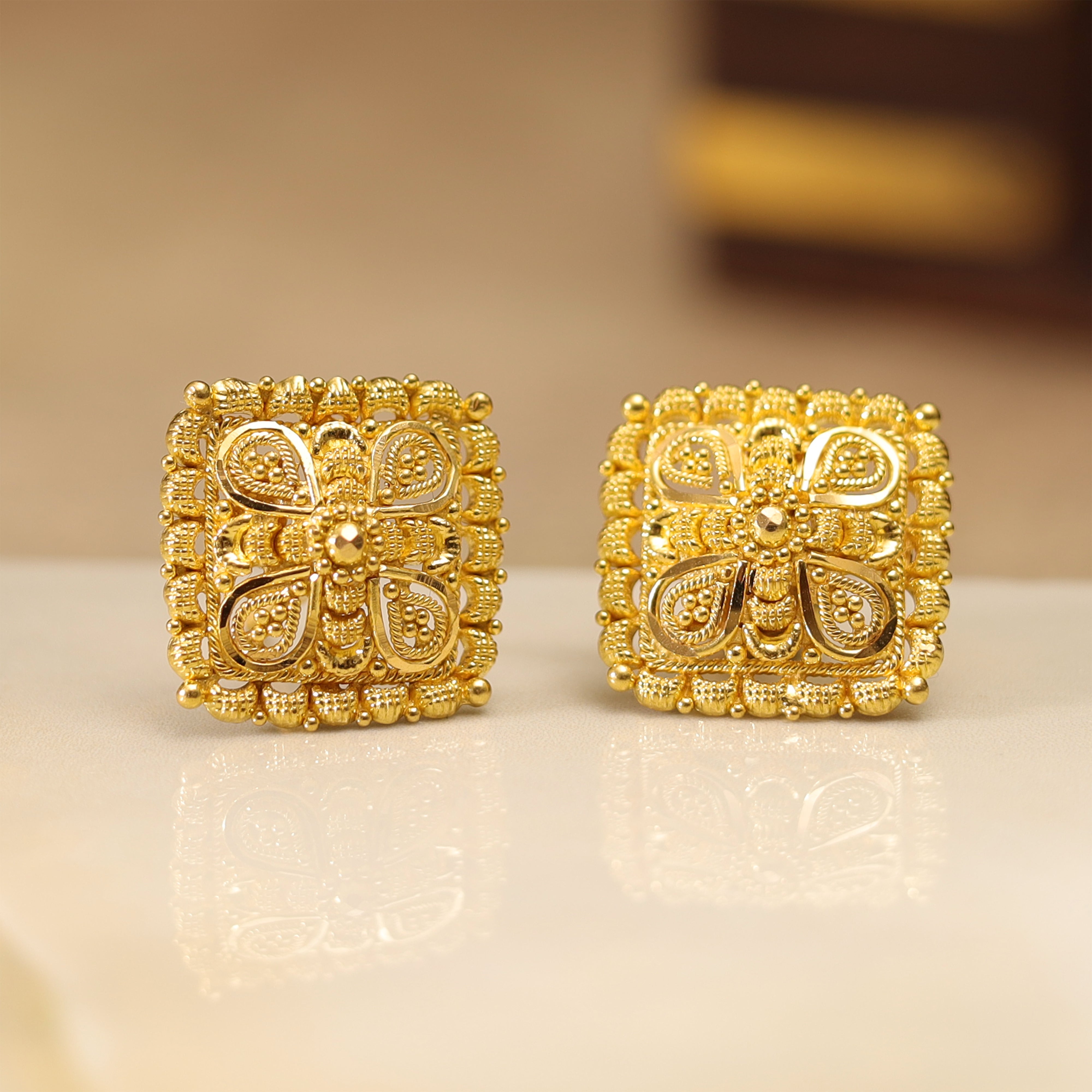 GOLD EARRING MLJ- 596