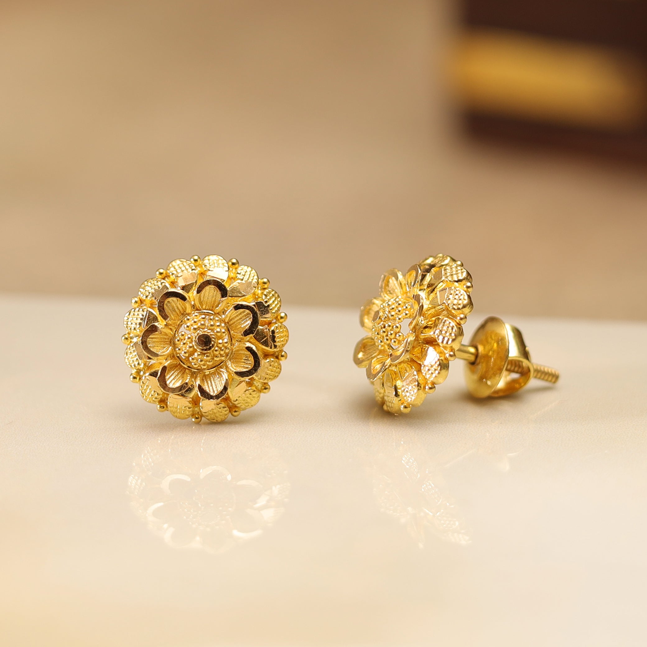 GOLD EARRING MLJ- 599