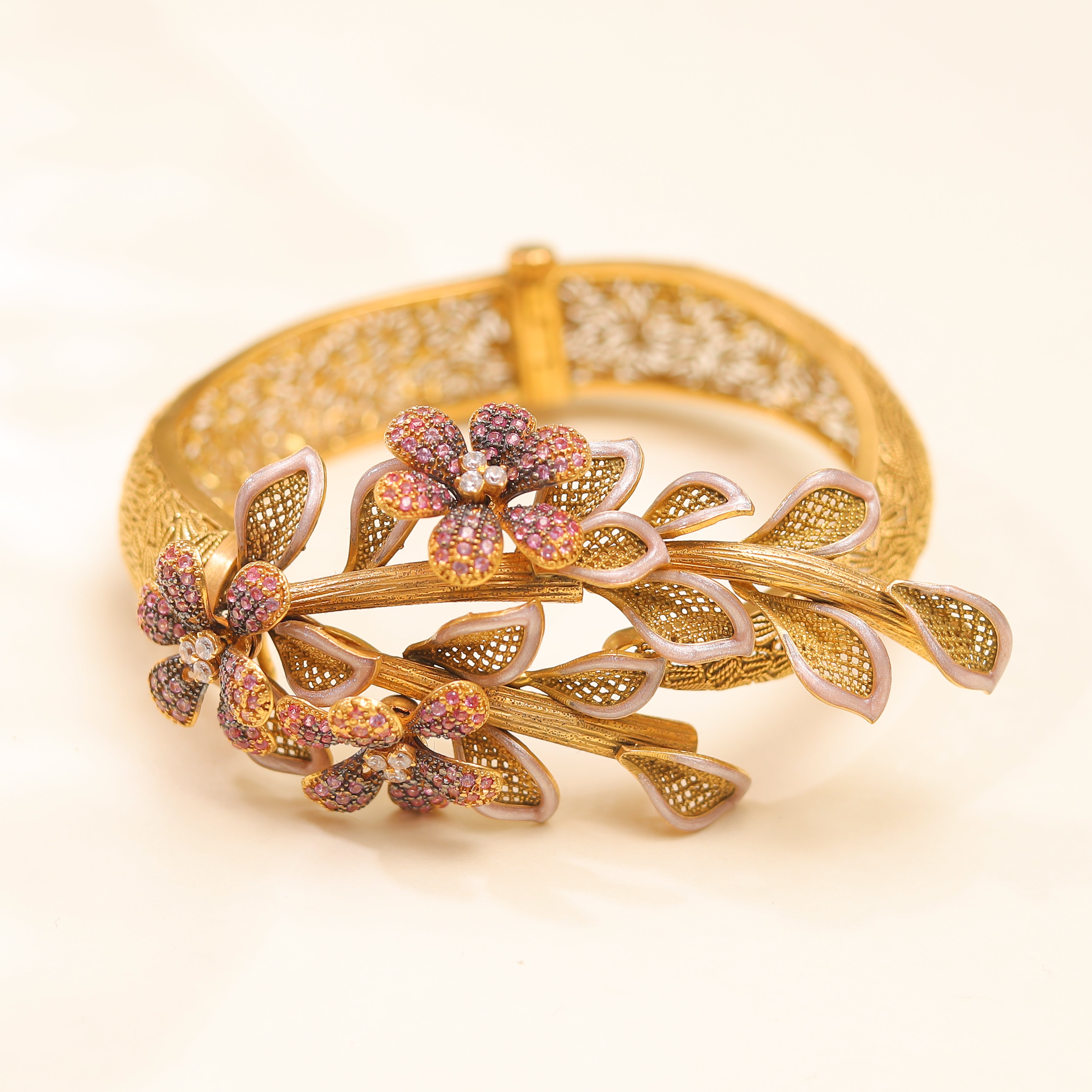 Antique Gold Bangle MLJ-210