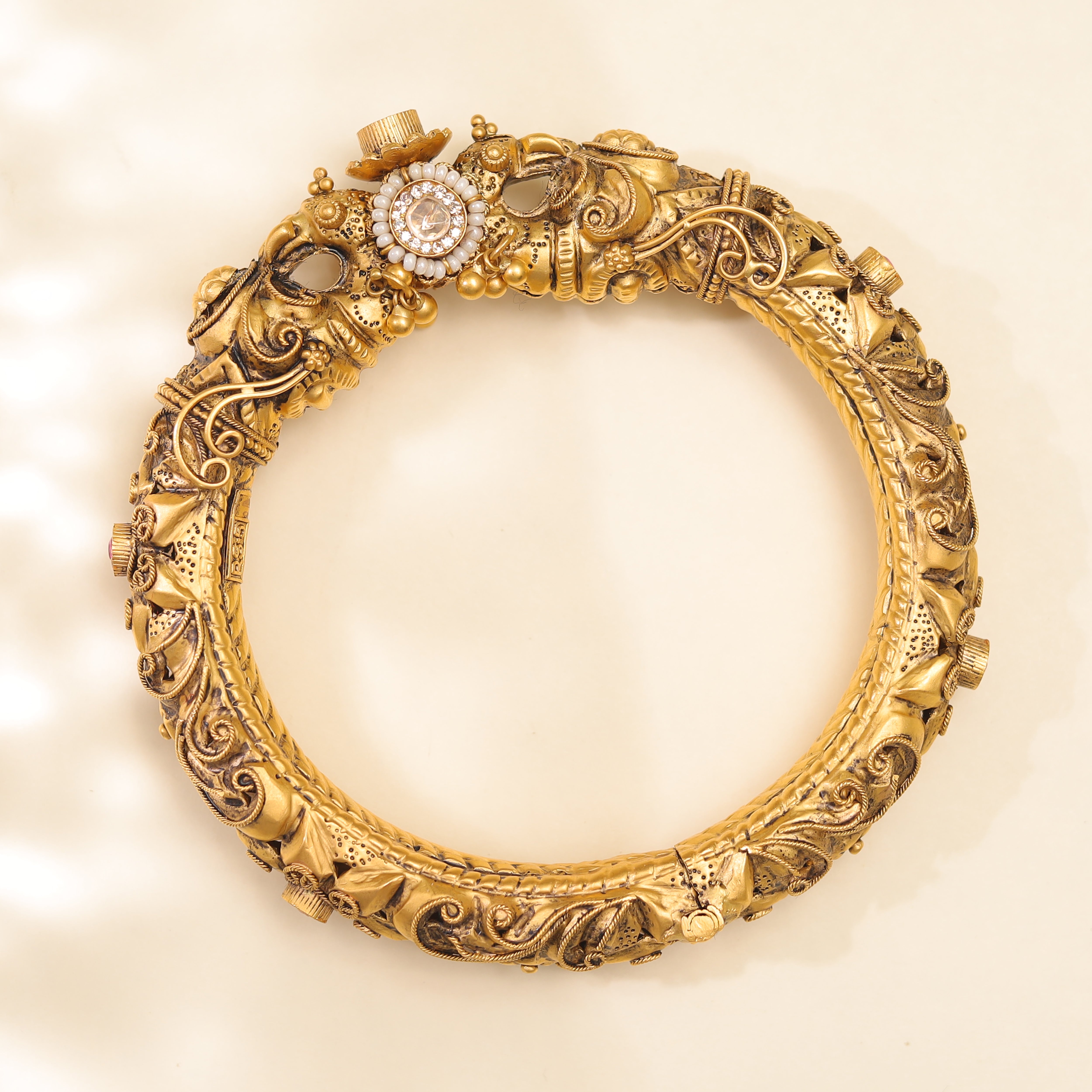 Antique Gold Bangle MLJ-190