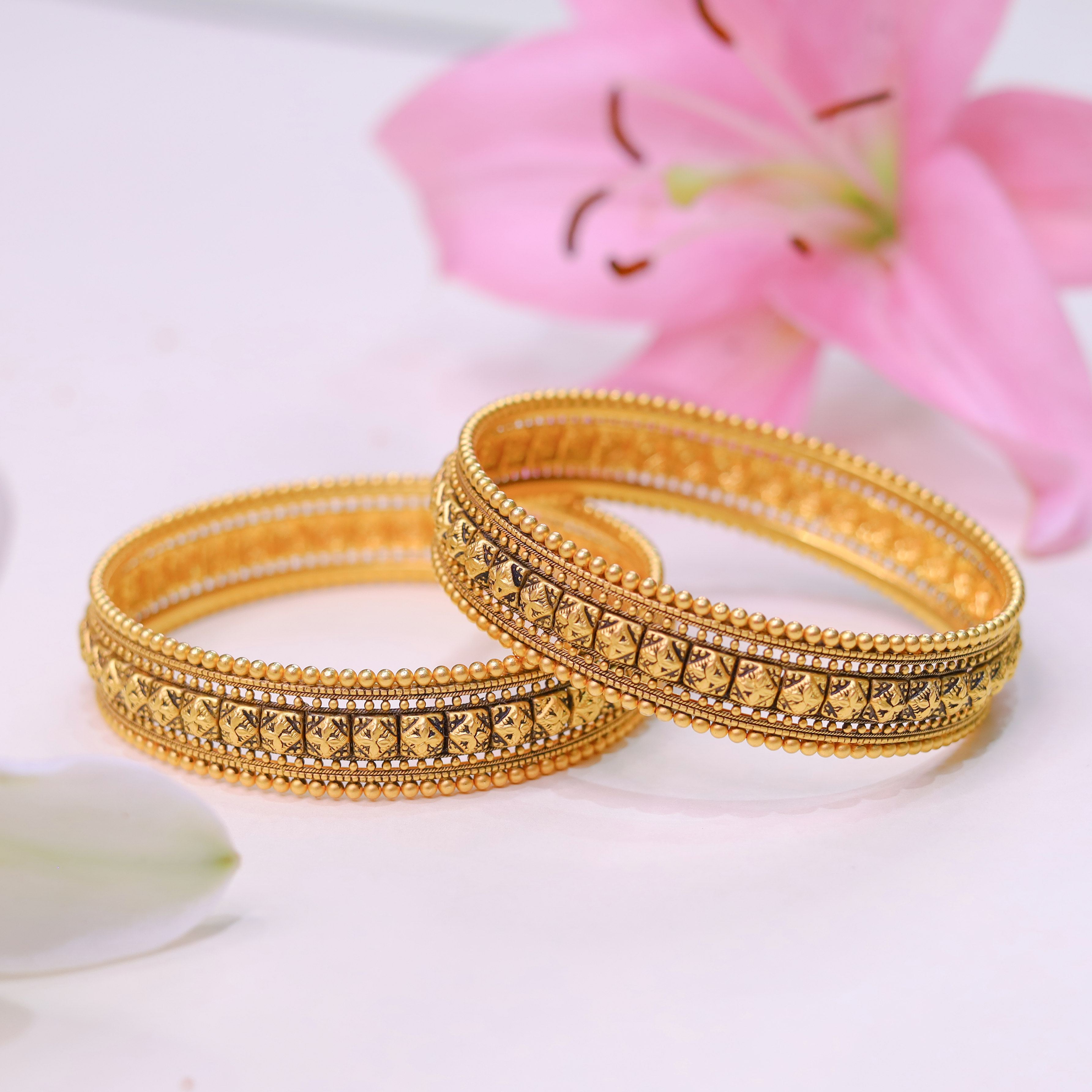 Gold Bangle MLJ-209