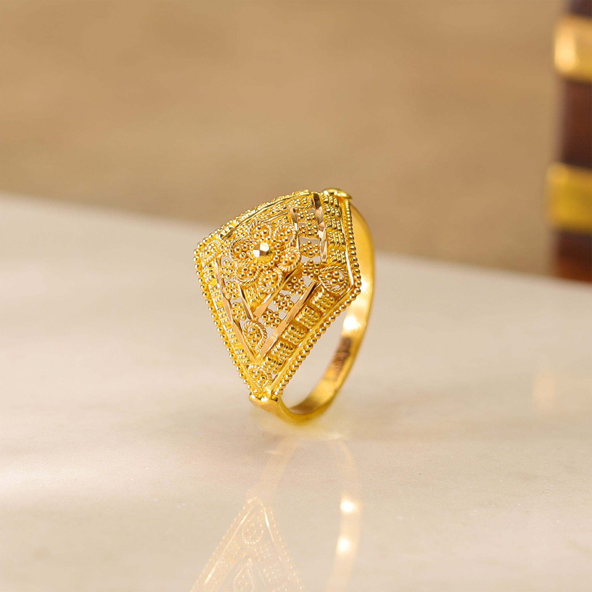 Gold Ring MLJ-562