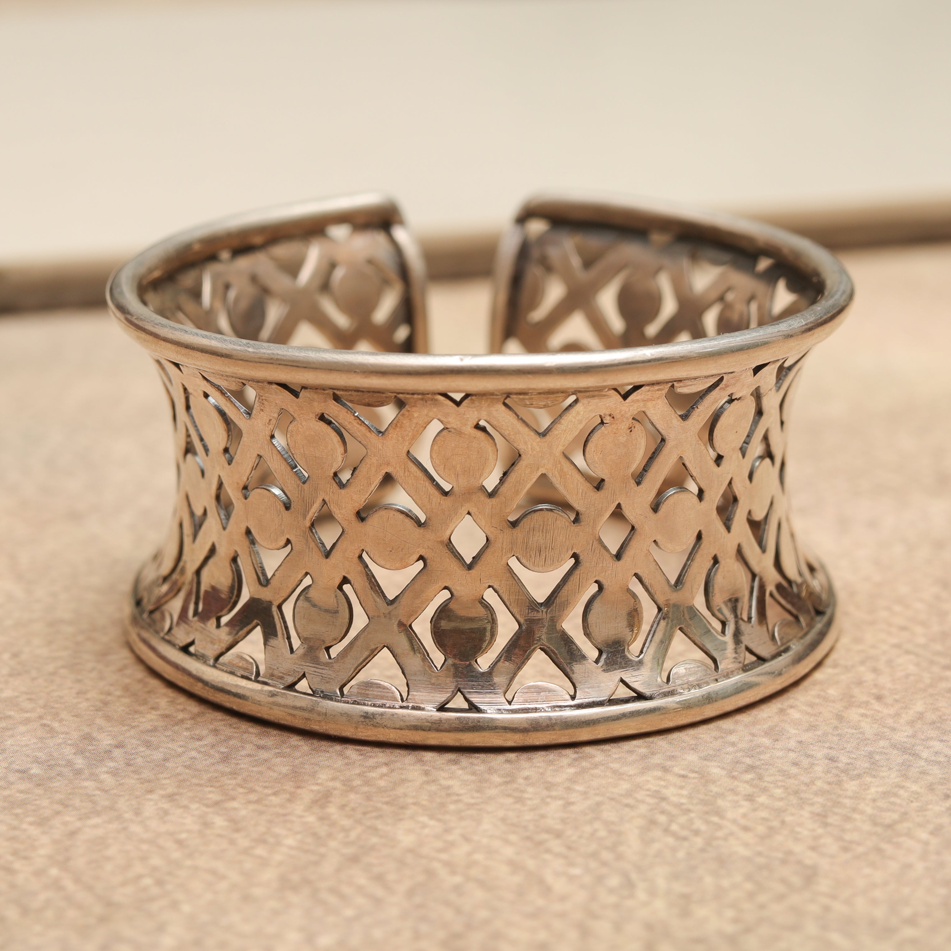 Silver Bangle MLJ-824