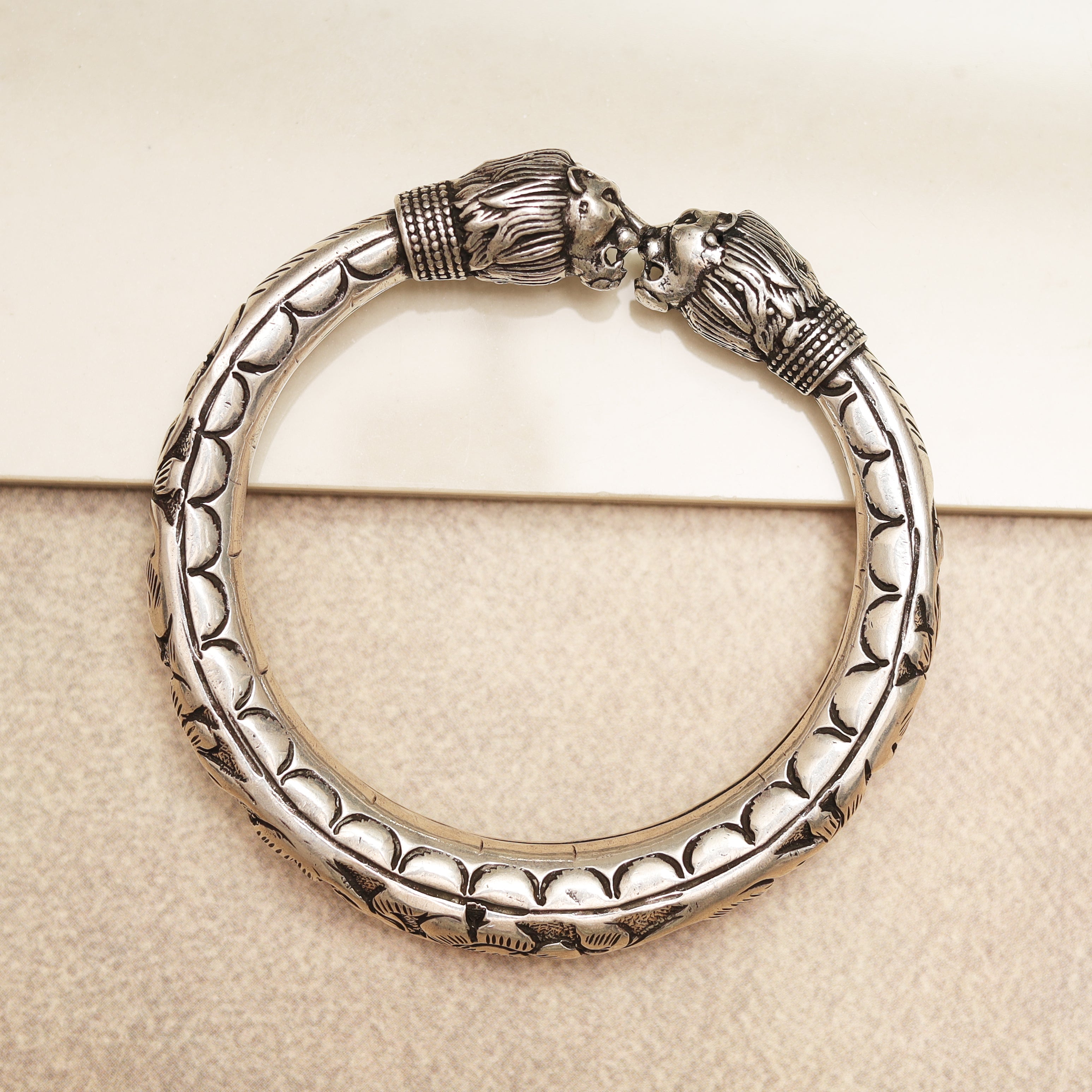 Silver Bangle MLJ-832