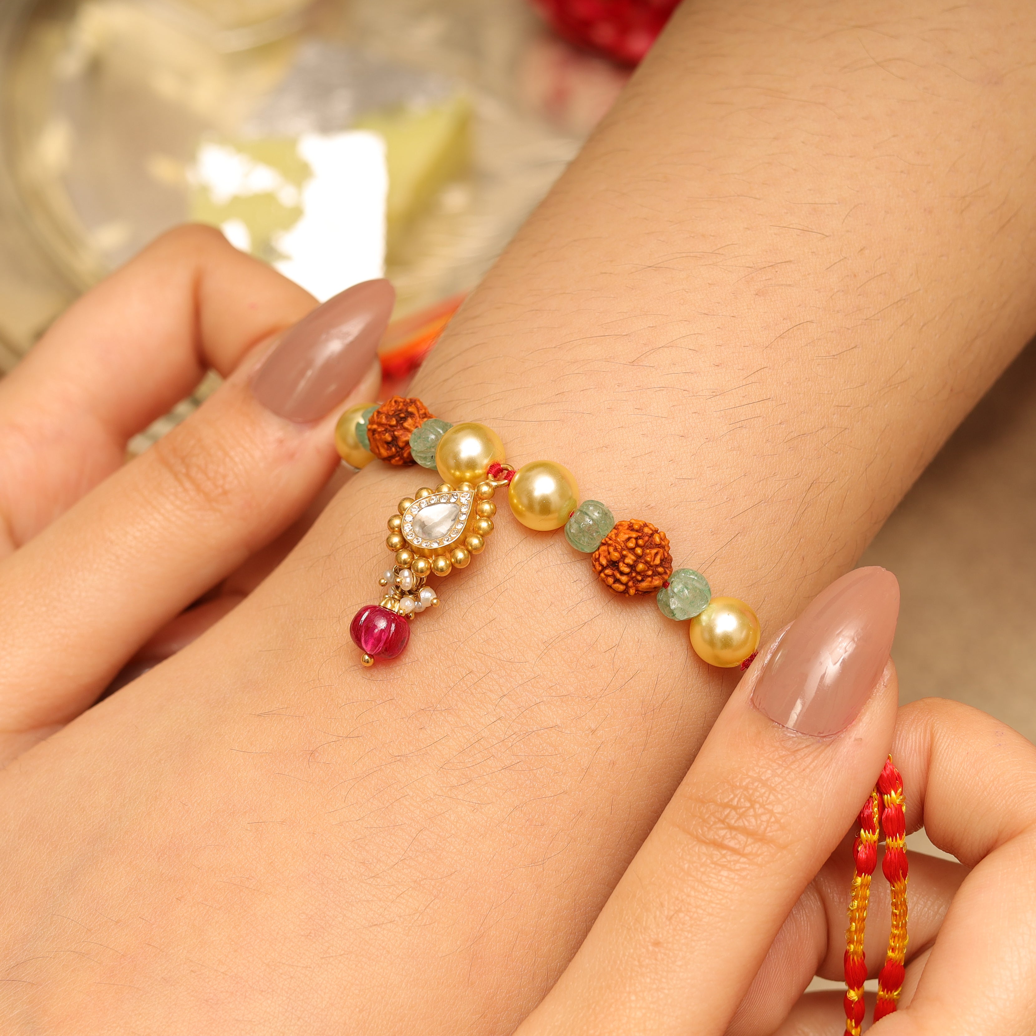 Gold Rakhi MLJ -718