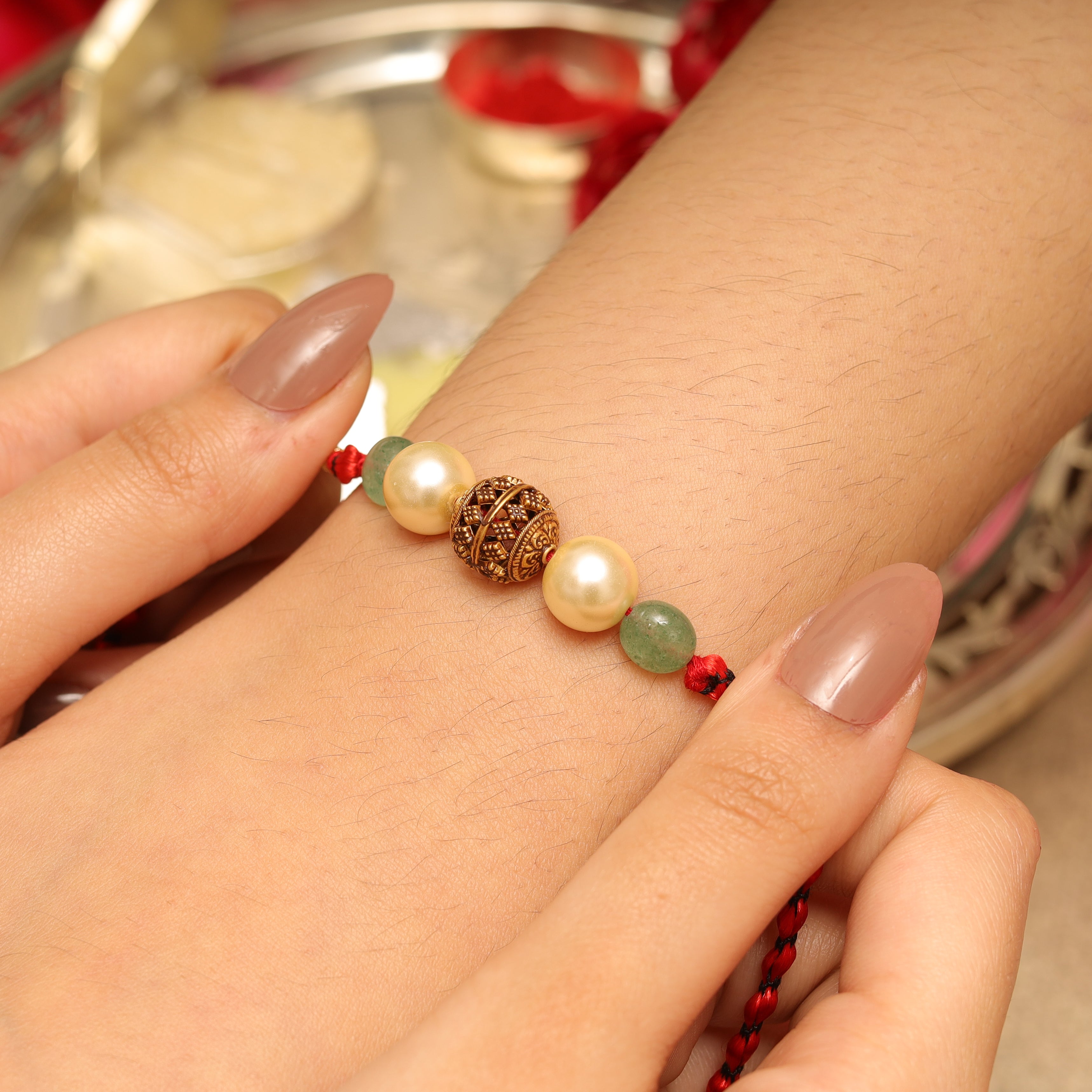 Gold Rakhi MLJ -708