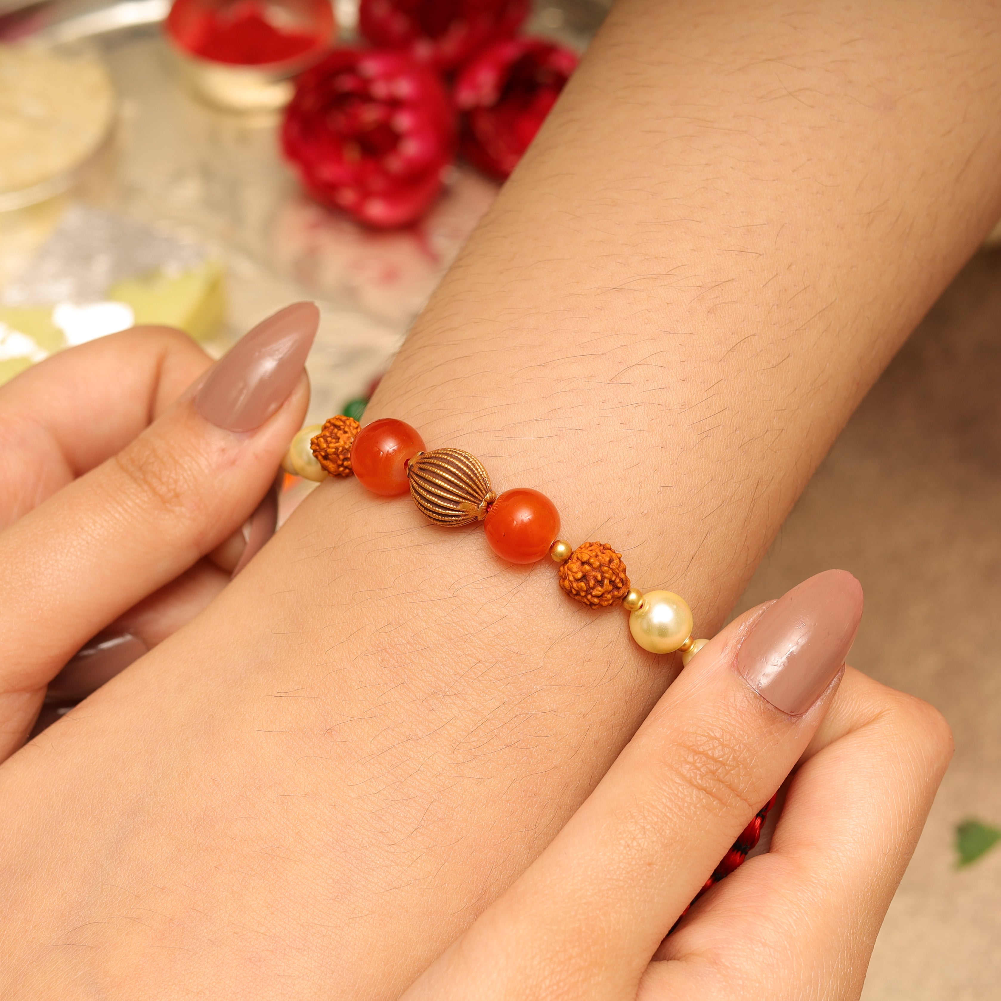Gold Rakhi MLJ -717