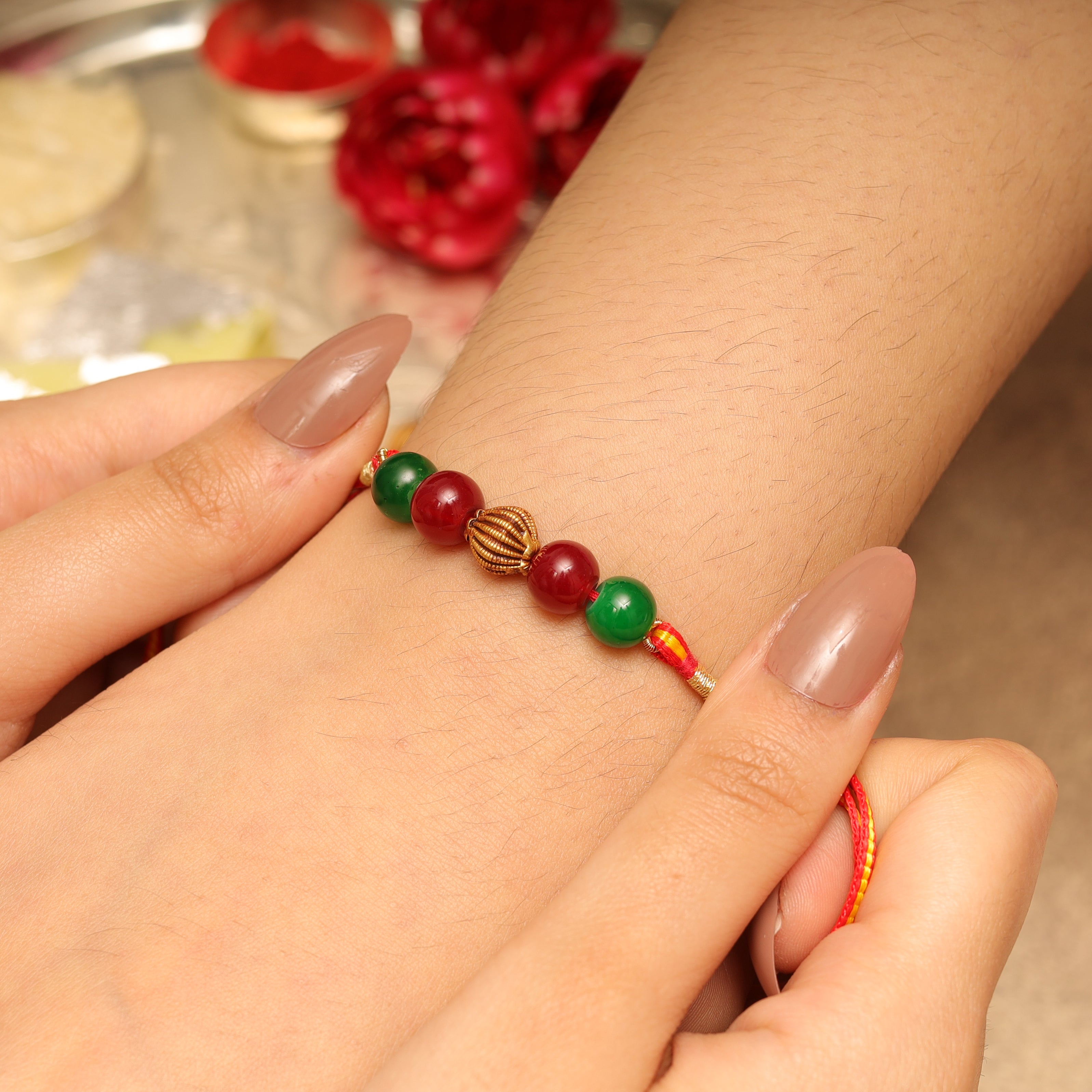 Gold Rakhi MLJ -716