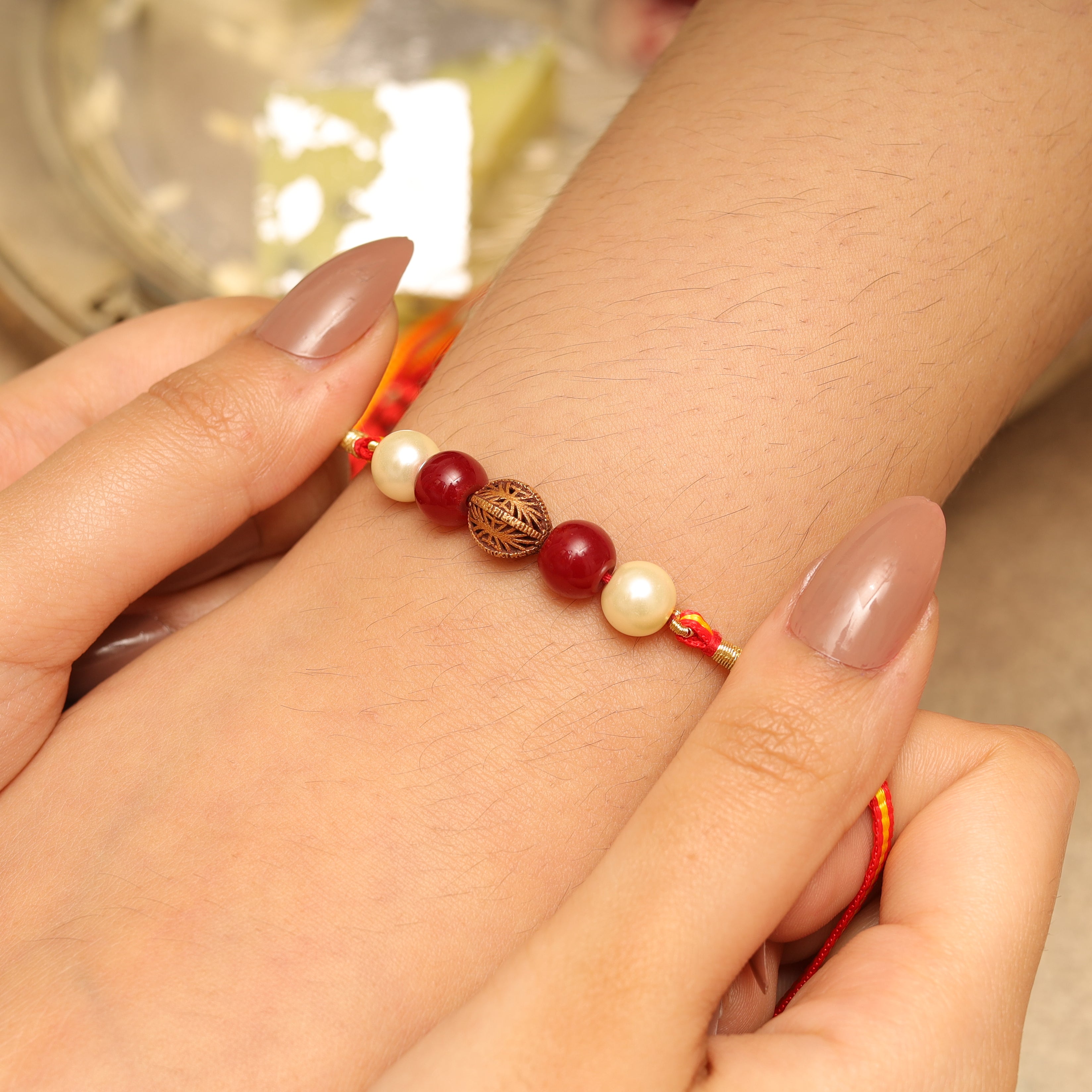 Gold Rakhi MLJ -705