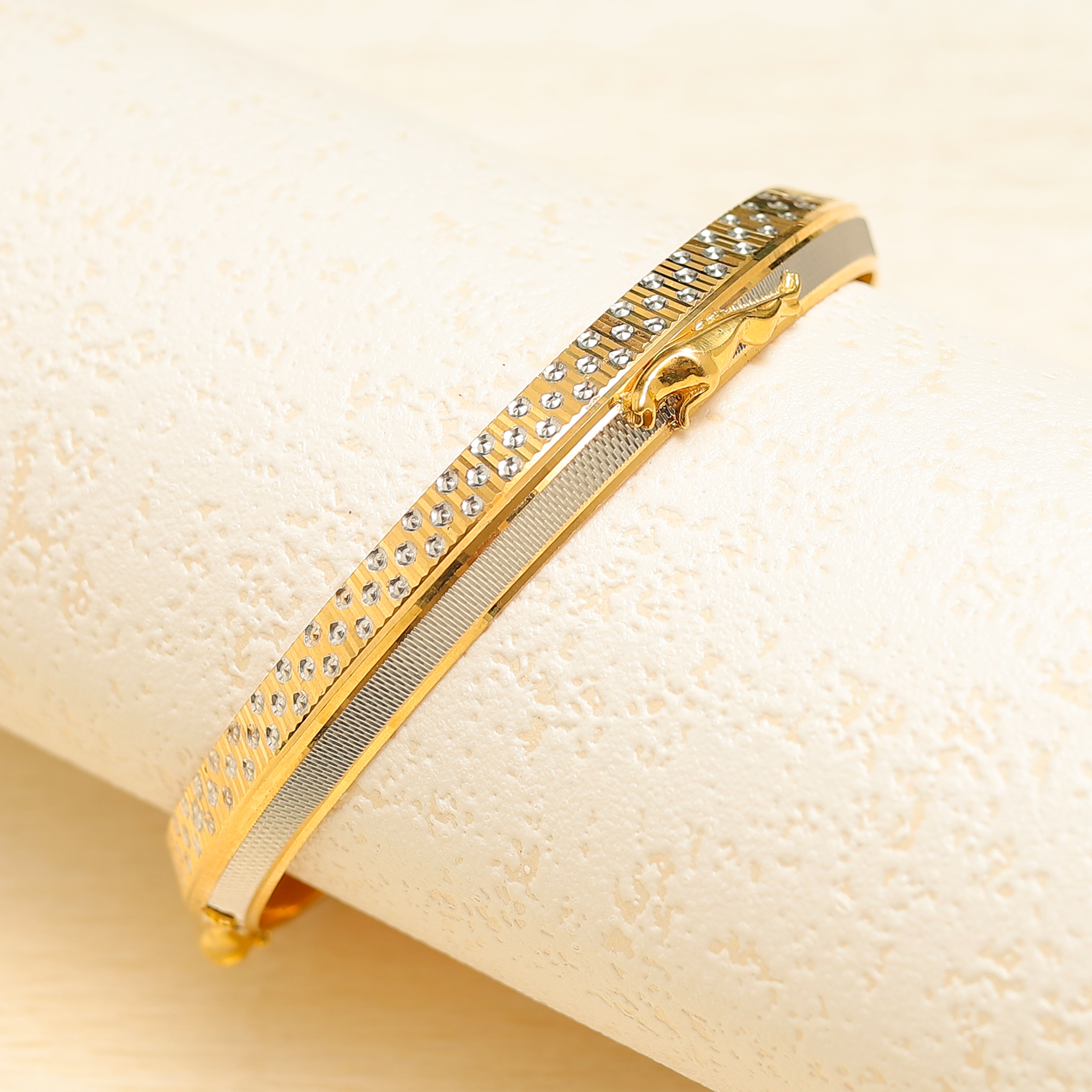 GOLD GENTS KADA MLJ- 585