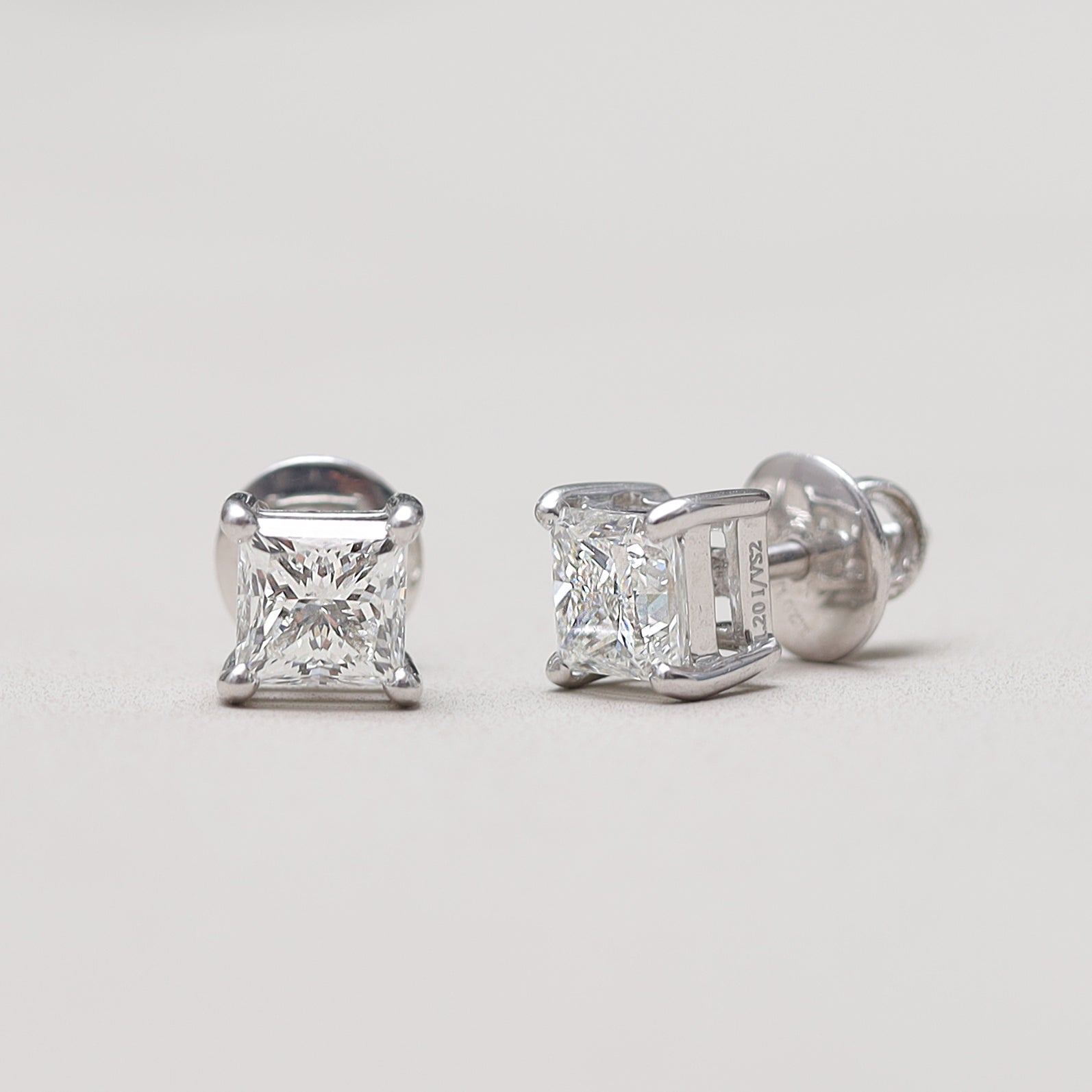 Diamond Soli Tops MLJ-751