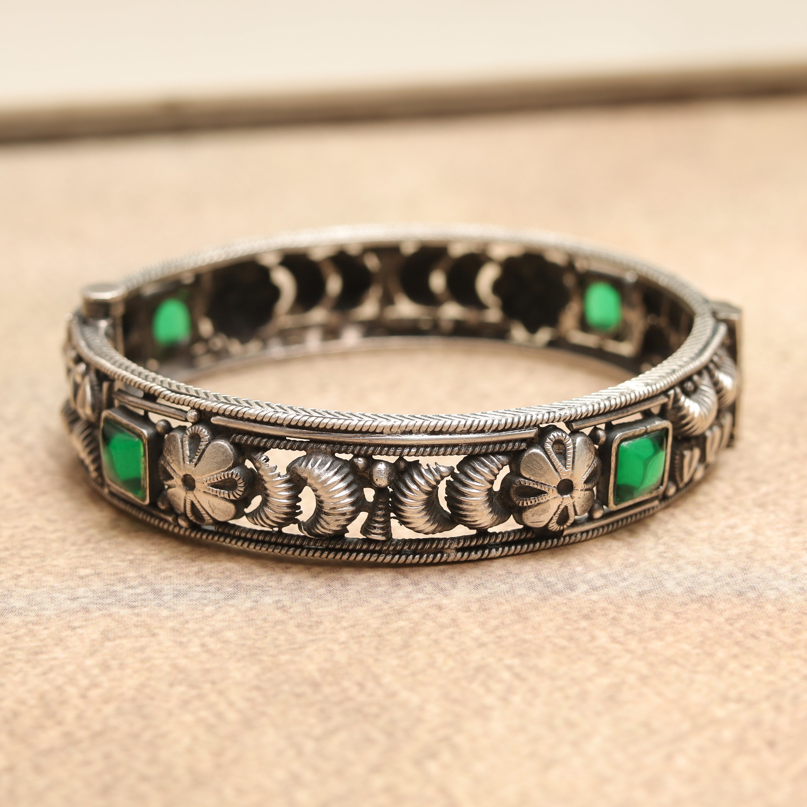 Silver Bangle MLJ-813