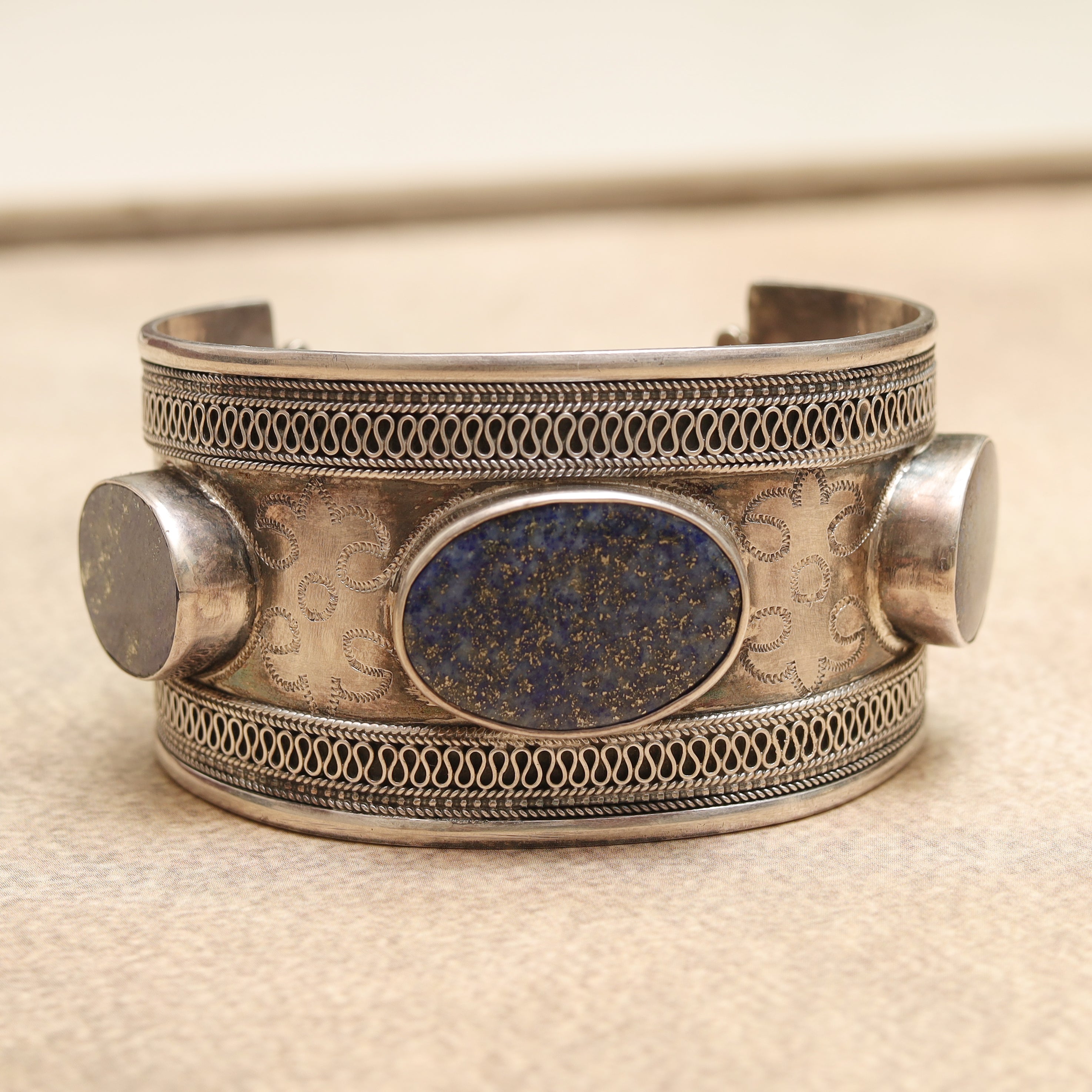 Silver Bangle MLJ-817