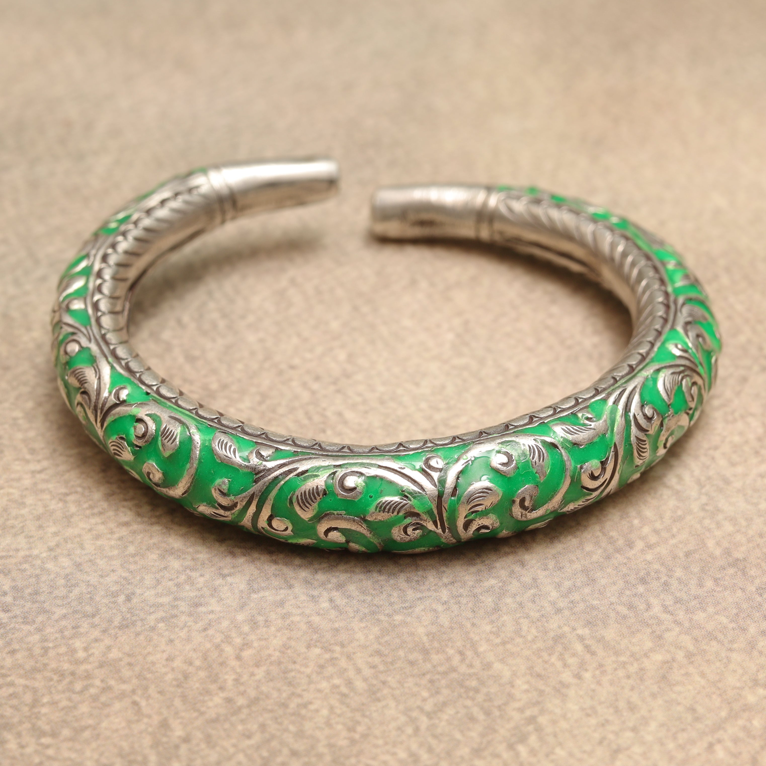 Silver Bangle MLJ-828